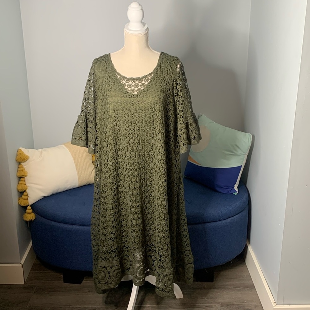 Green Lane Bryant lace overlay dress.